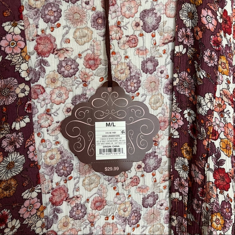KNOX ROSE MAROON AND IVORY TASSEL SHAWL M/ L - Picture 2 of 7